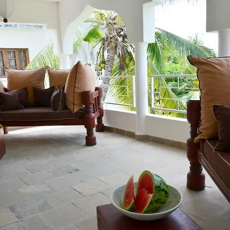 Amani Residence Beverly Suites Malindi Extérieur photo