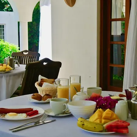 Amani Residence Beverly Suites Malindi Extérieur photo