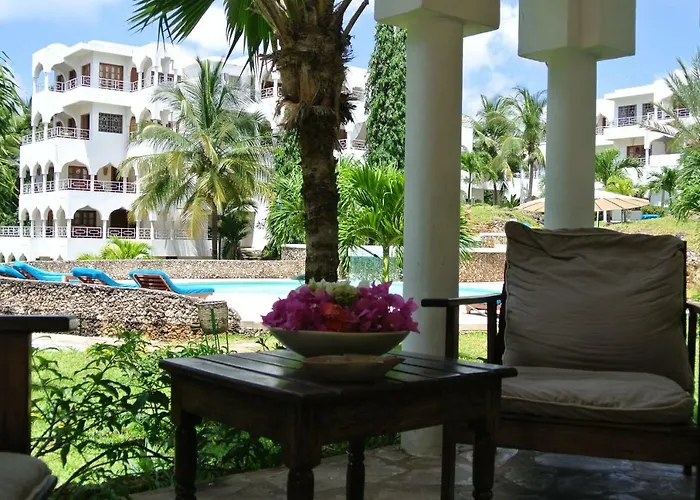 Amani Residence Beverly Suites