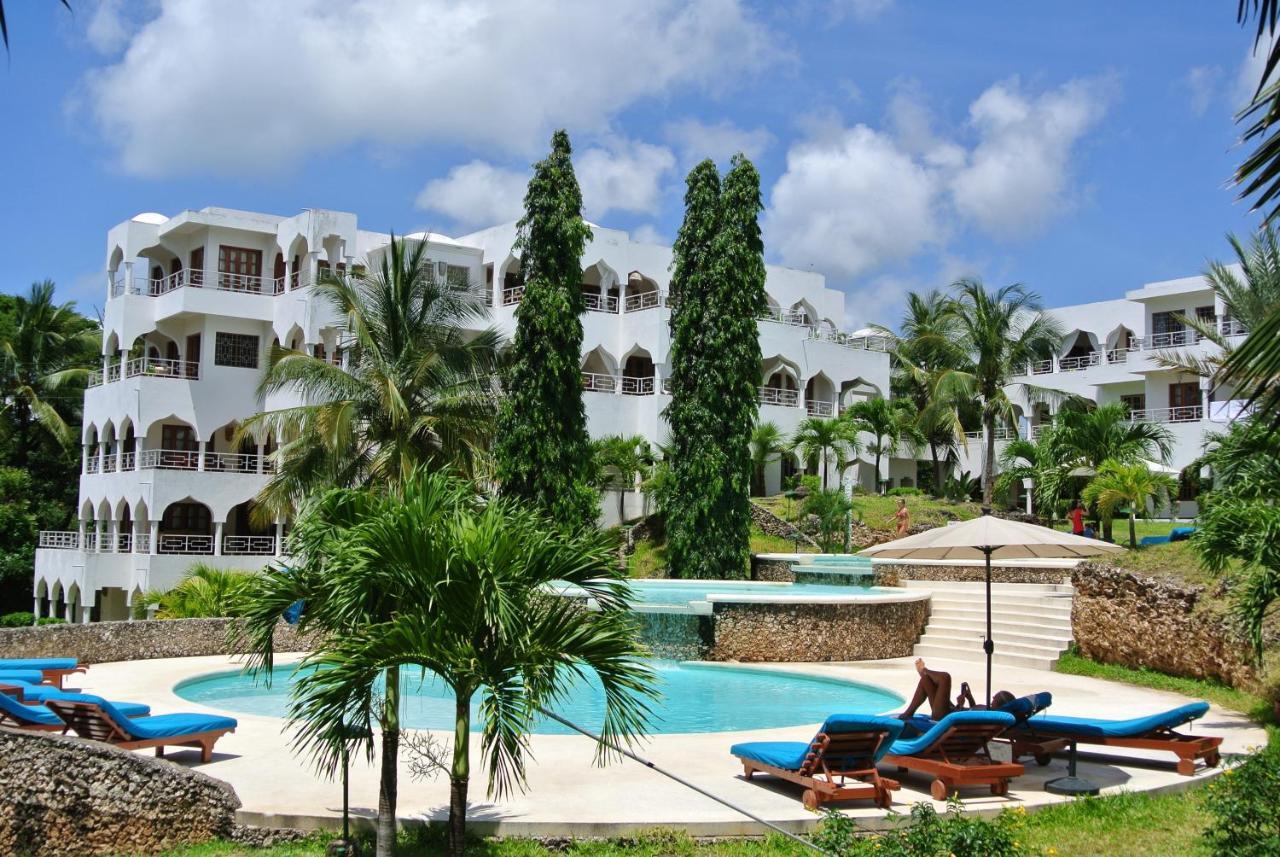Amani Beverly Apartment *